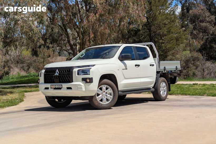 White 2025 Mitsubishi Triton Ute Tray GLX+ 4X4
