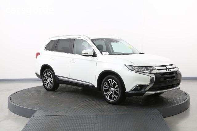 White 2018 Mitsubishi Outlander Wagon Ls 7 Seat (2Wd)