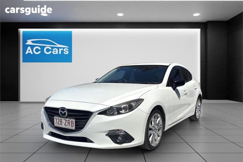 White 2015 Mazda Mazda3 Hatch SP25 F