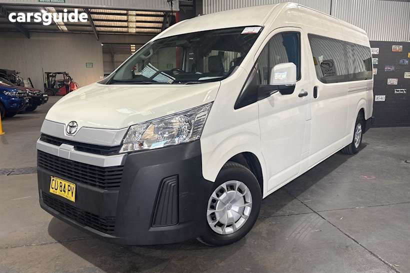 White 2020 Toyota HiAce Bus Slwb Commuter (12 Seats)