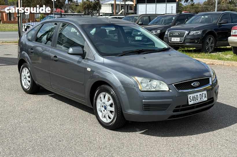Grey 2006 Ford Focus Hatchback Cl