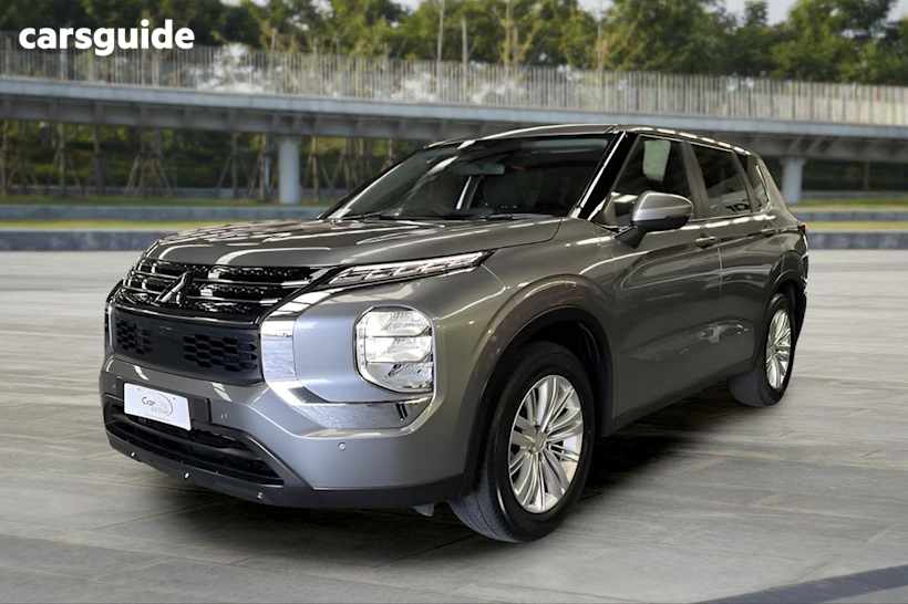 Grey 2023 Mitsubishi Outlander Wagon Es 5 Seat (2Wd)