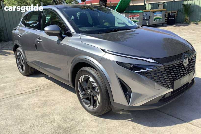Grey 2025 Nissan Qashqai OtherCar ST-L