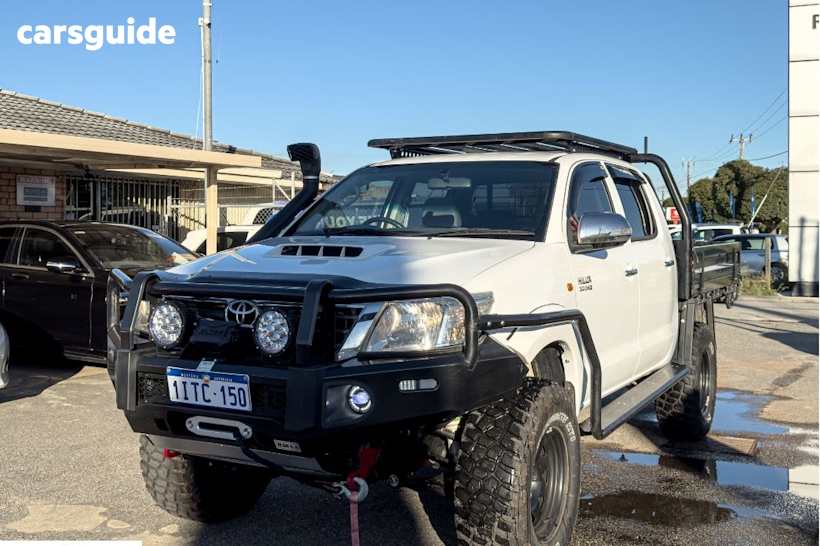 White 2012 Toyota Hilux Dual Cab Pick-up Sr (4X4)