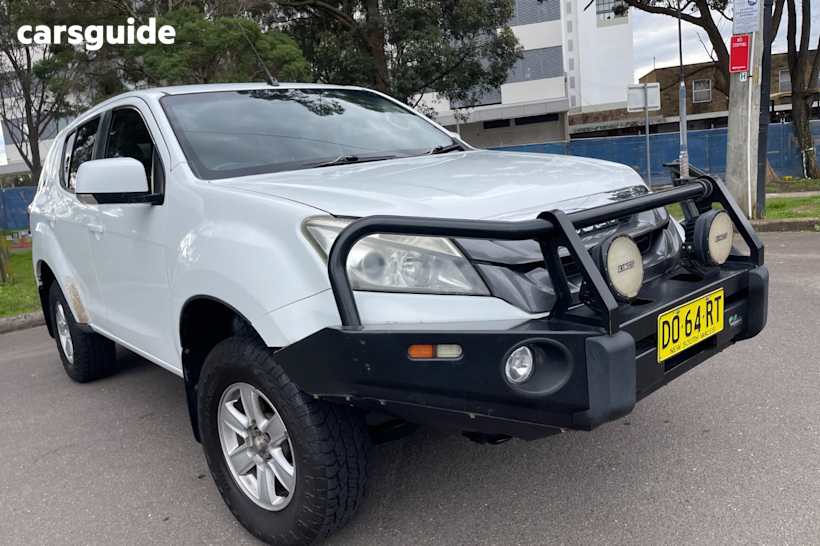 White 2015 Isuzu MU-X Wagon Ls-M (4X4)