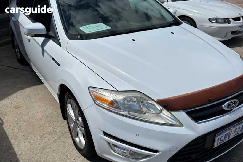 White 2012 Ford Mondeo Hatchback Zetec