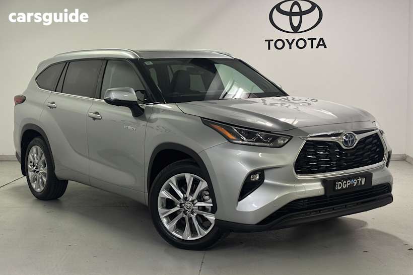 Silver 2024 Toyota Kluger SUV GRANDE 4X4