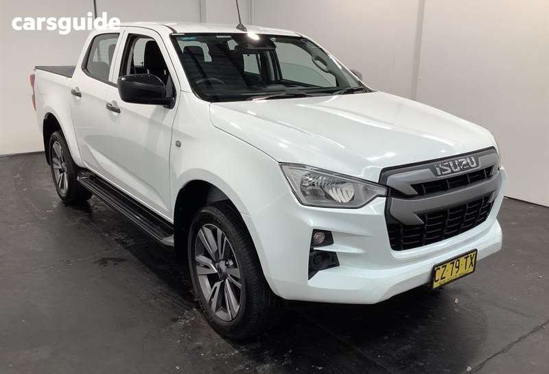 White 2020 Isuzu D-MAX Crew Cab Utility Sx (4X2)