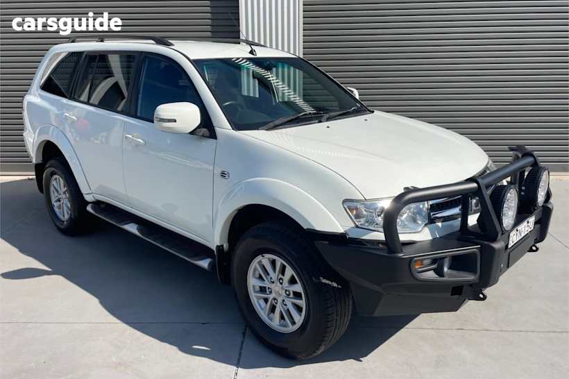 White 2015 Mitsubishi Challenger SUV LS 4X4