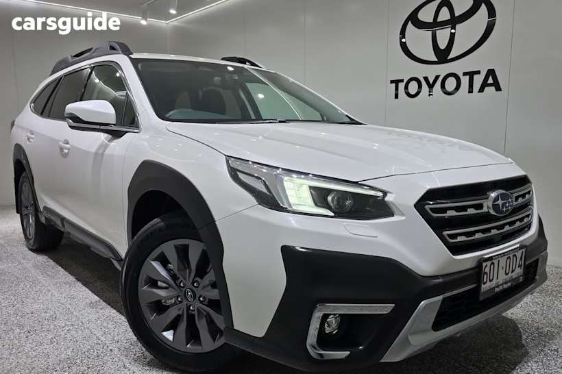 White 2024 Subaru Outback Wagon Awd