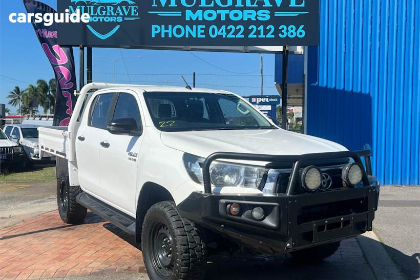 White 2019 Toyota Hilux Double Cab Chassis Sr (4X4)