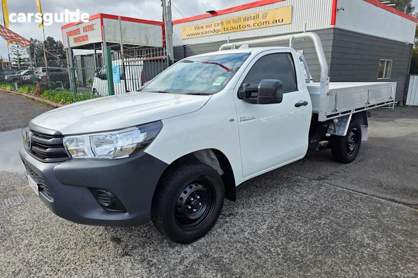 White 2023 Toyota Hilux Ute Tray WORKMATE R