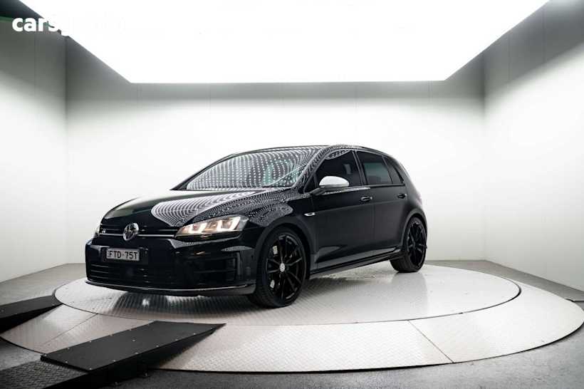 Black 2014 Volkswagen Golf Hatch R 4WD