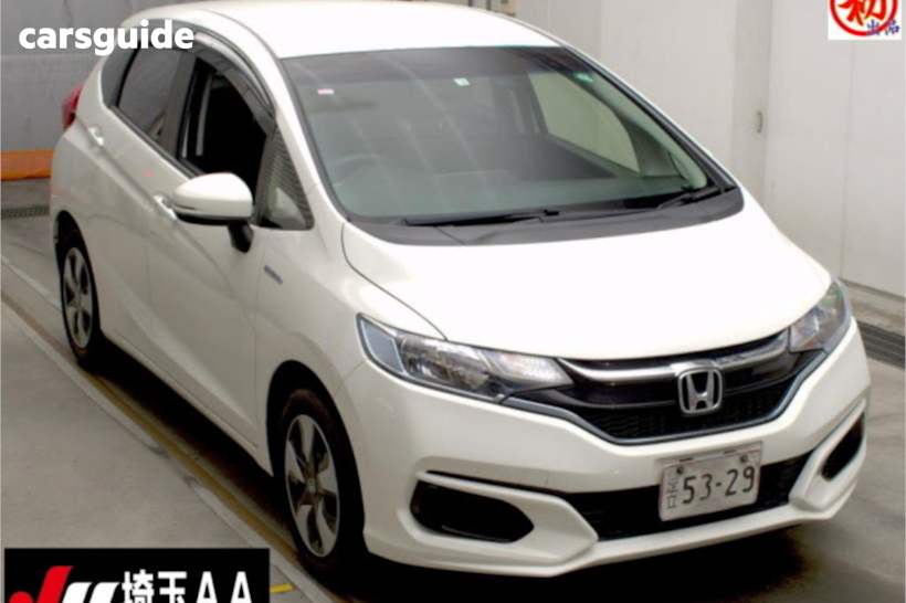 White 2018 Honda Fit Hatch F