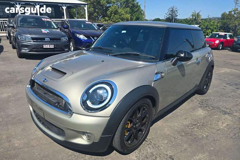 Gold 2007 Mini Cooper Hatch 1.6T