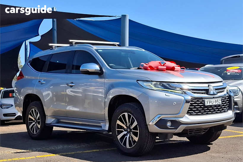 Silver 2016 Mitsubishi Pajero Sport SUV EXCEED