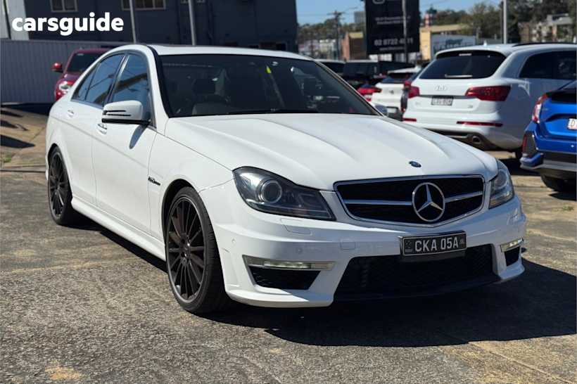 White 2012 Mercedes-Benz C-CLASS Sedan C63 AMG PERFORMANCE PACKAGE PLUS R
