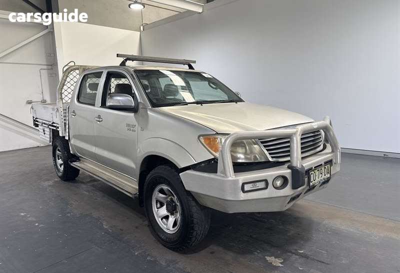 Silver 2006 Toyota Hilux Cab Chassis Sr (4X4)