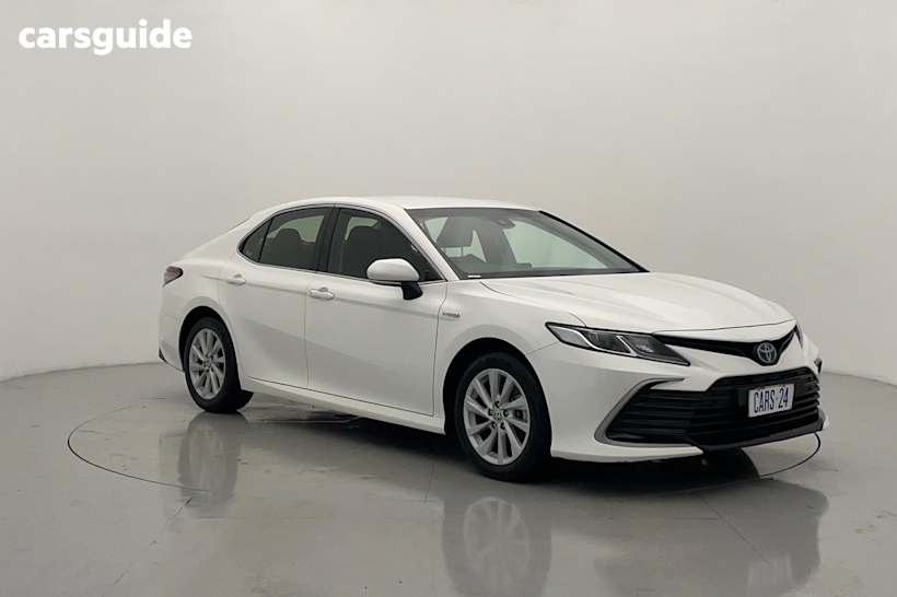 2022 Toyota Camry Sedan Ascent Hybrid