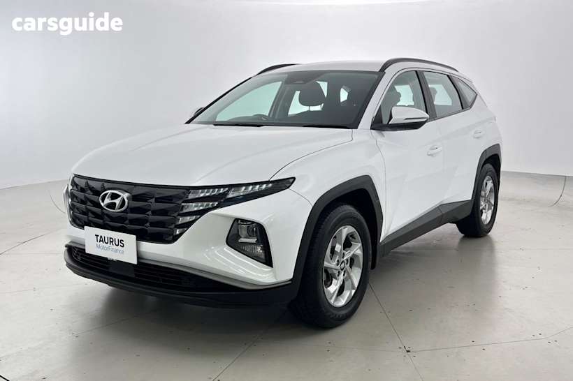 White 2021 Hyundai Tucson SUV F