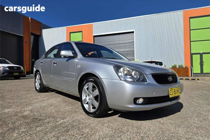 Silver 2007 Kia Magentis Sedan EX LUXURY F