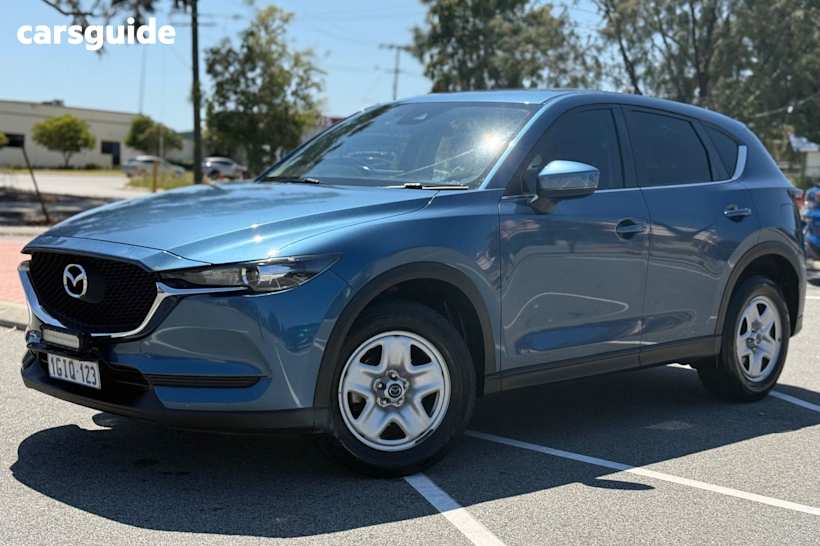 Blue 2017 Mazda CX-5 SUV MAXX F