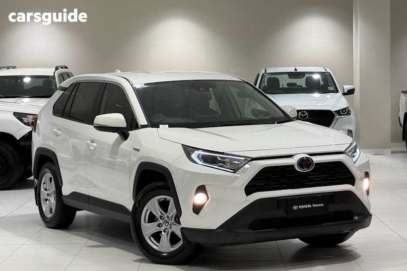 White 2020 Toyota RAV4 SUV GX 4X4