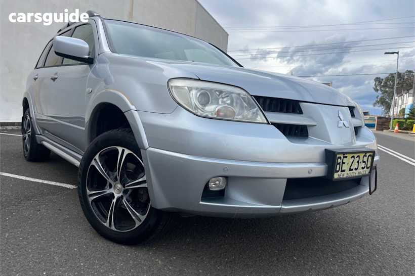 Silver 2006 Mitsubishi Outlander Wagon Vr