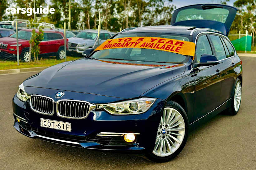 Blue 2013 BMW 320I Sedan