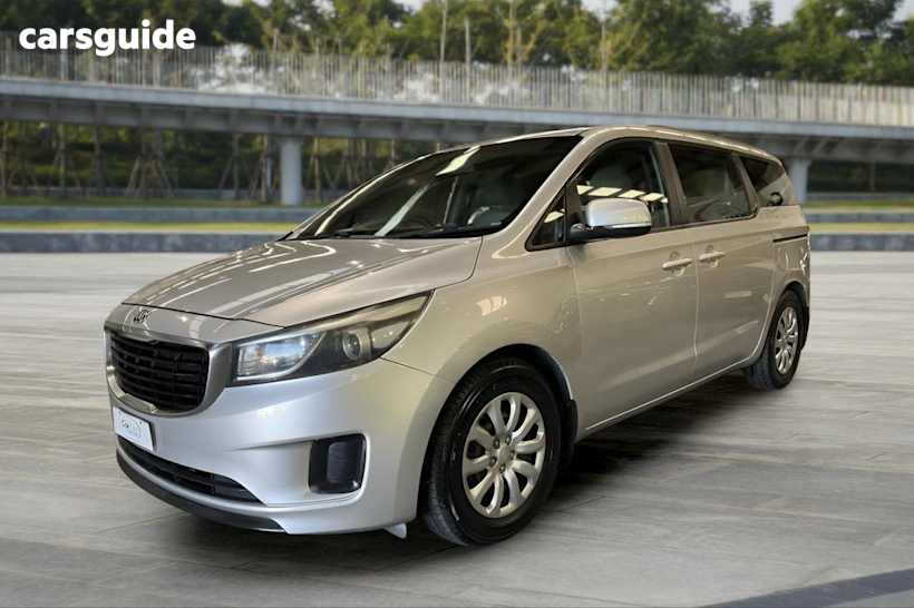 Silver 2017 Kia Carnival SUV S
