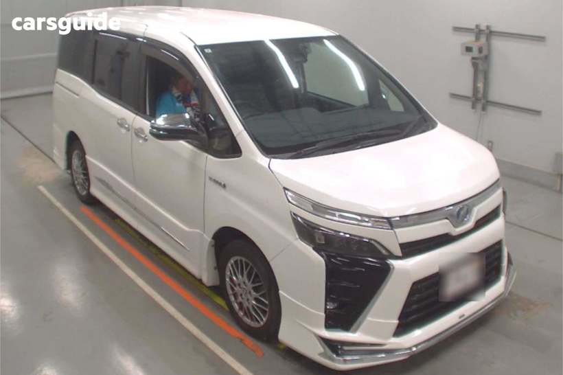 White 2019 Toyota Voxy Commercial HYBRID ZS KIRAMEKI 2