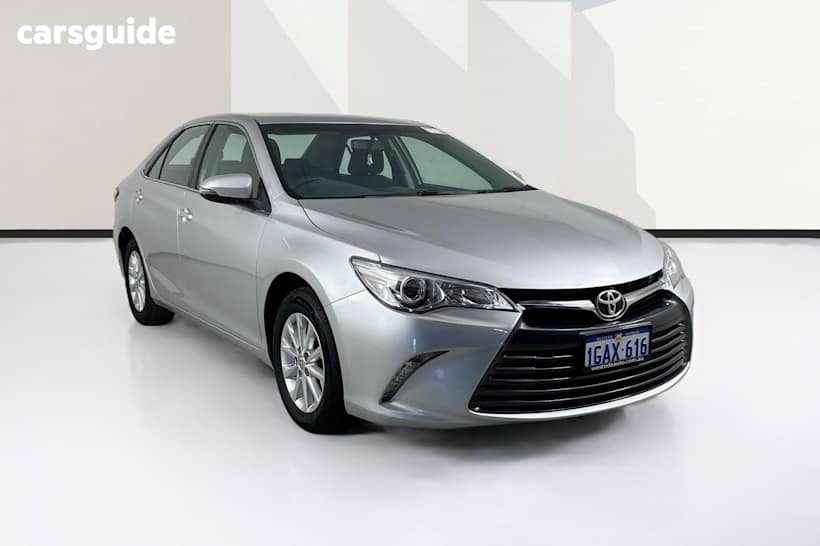 Silver 2016 Toyota Camry Sedan Altise