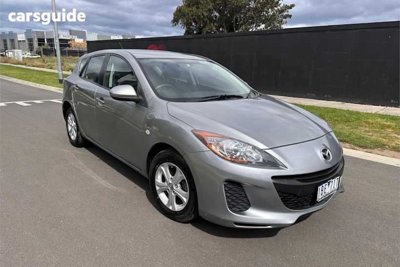 Silver 2013 Mazda 3 Hatchback Neo