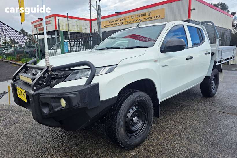 White 2018 Mitsubishi Triton Ute Tray GLX ADAS (4X4) MR MY19