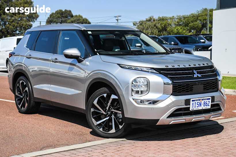 Silver 2023 Mitsubishi Outlander SUV ASPIRE F