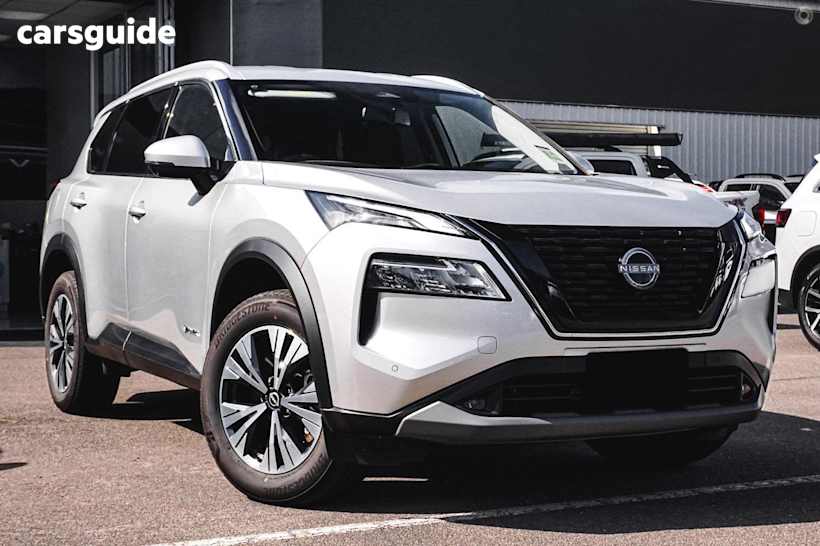 Silver 2025 Nissan X-Trail SUV ST-L E-POWER 4WD
