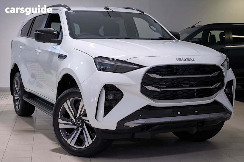 White 2025 Isuzu MU-X SUV LS-T 4X4