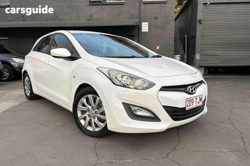 White 2013 Hyundai I30 Hatchback Active