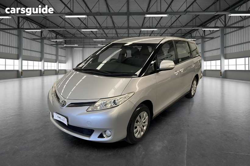 Silver 2016 Toyota Tarago Wagon Gli