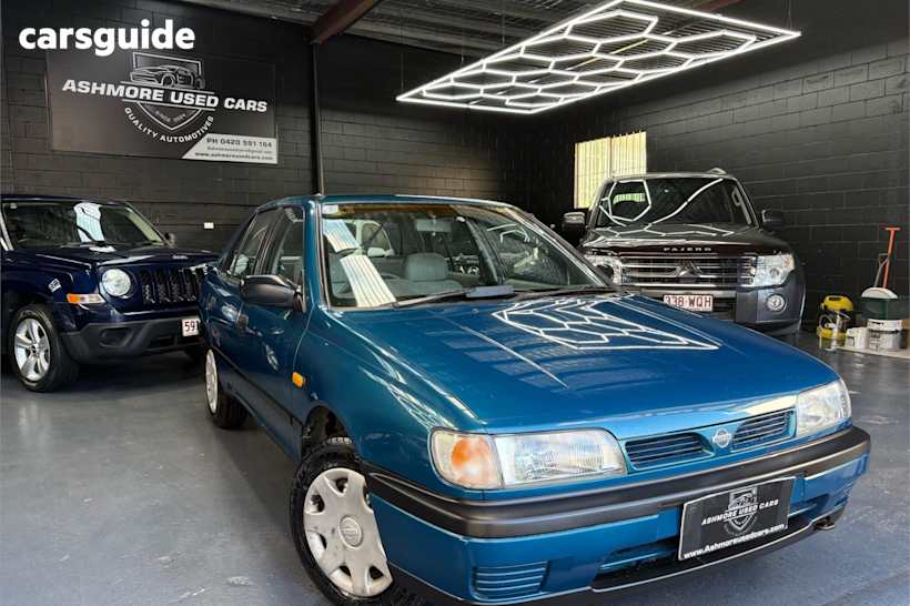Blue 1994 Nissan Pulsar Hatchback Lx Limited