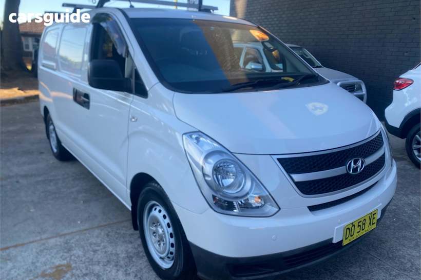 White 2014 Hyundai Iload Commercial R