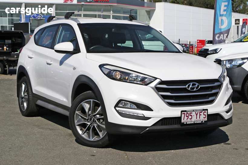 White 2018 Hyundai Tucson SUV ACTIVE X F