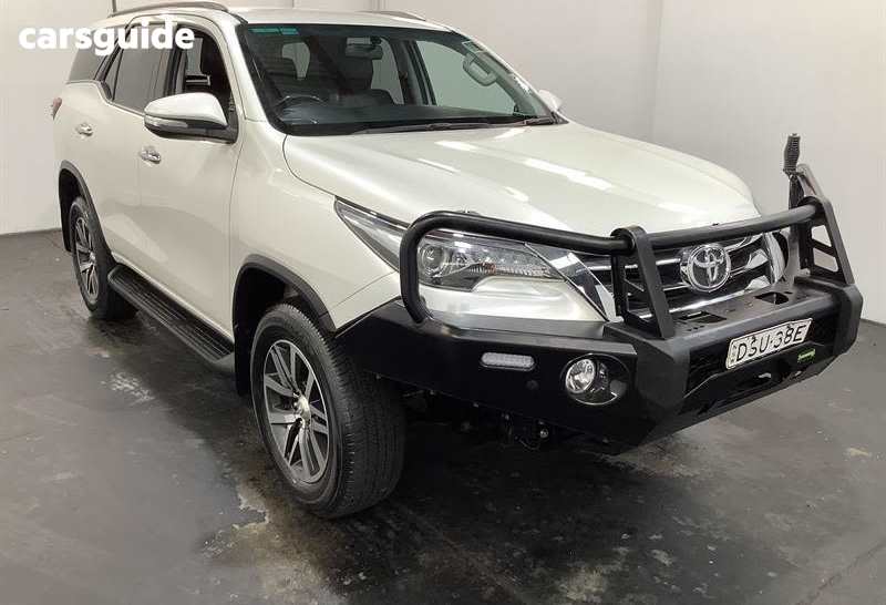 White 2016 Toyota Fortuner Wagon Crusade