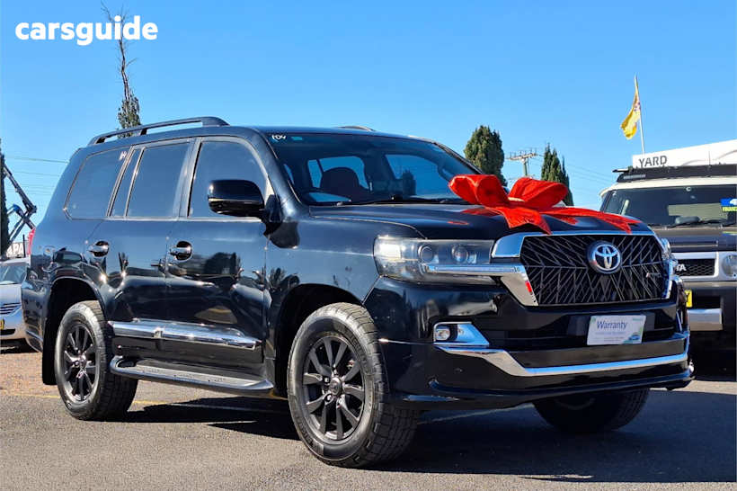 Black 2008 Toyota Landcruiser SUV SAHARA 4X4