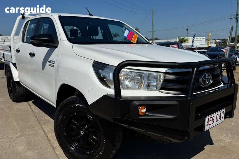 White 2018 Toyota Hilux Ute Tray SR