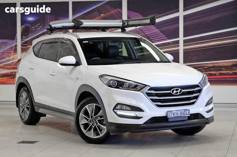 White 2018 Hyundai Tucson SUV ACTIVE X F