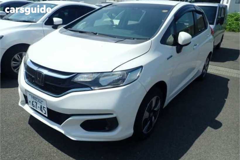 White 2017 Honda Fit Hatch HYBRID F