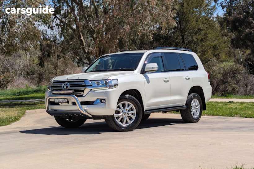 White 2017 Toyota Landcruiser Wagon Vx (4X4)