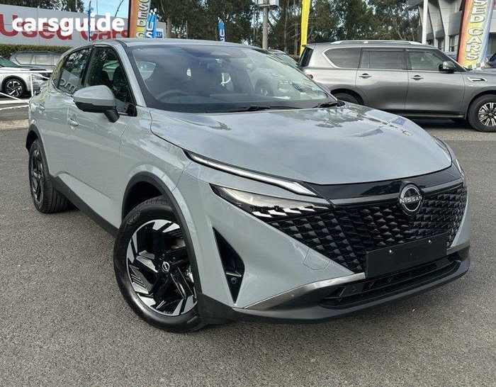 Grey 2025 Nissan Qashqai SUV ST-L F