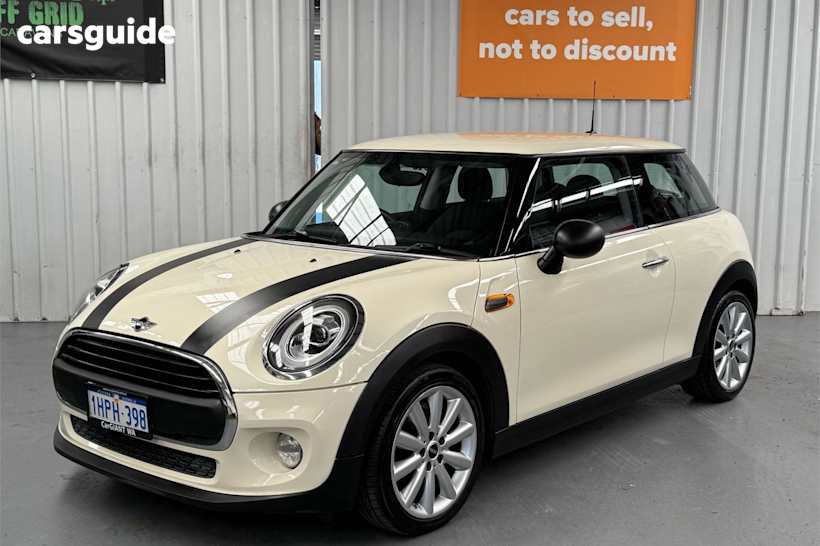 White 2014 Mini Cooper Hatchback One
